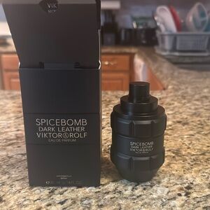 Spicebomb dark leather brand new
